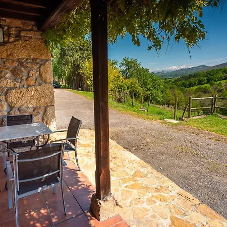La Casona De Sovina Pension Piloña Buitenkant foto
